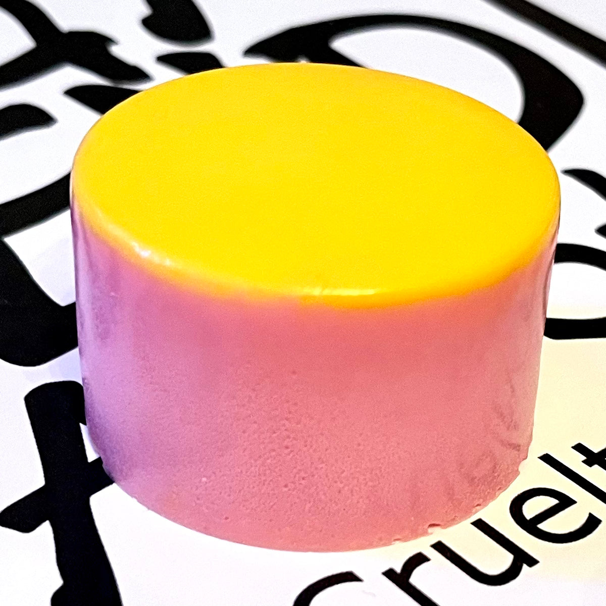 Rhubarb & Sicilian Lemon - Vegan Shampoo Bar 90g