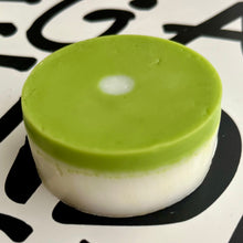 Load image into Gallery viewer, Travel size! Green Apple - Vegan Shampoo Bar 55g