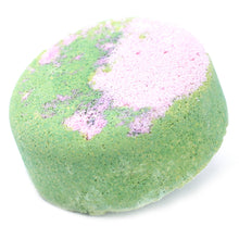 Cargar imagen en el visor de la galería, Guava - Large Floral Fizz Bath Bomb 200g