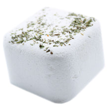 Cargar imagen en el visor de la galería, Peppermint and Eucalyptus &#39;Kick Start&#39; - 5 x Shower Steamers (60g e)