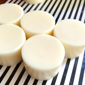 Grapeseed Oil, with Shea, Olive and Coconut Oil - Solid Vegan Hair Conditioner Bar - 70g