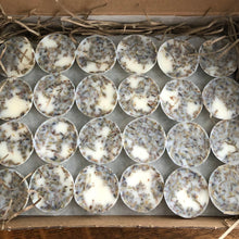 Charger l&#39;image dans la galerie, Huiles essentielles de lavande et de bergamote - Fondant pour le bain 10g